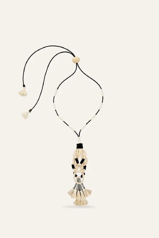 Nautical Affair Necklace in Ecru