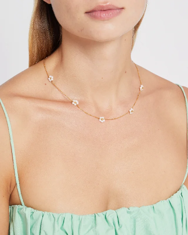 Must-Have Jewelry Pieces At Reduced Prices Pearl Flower Necklace