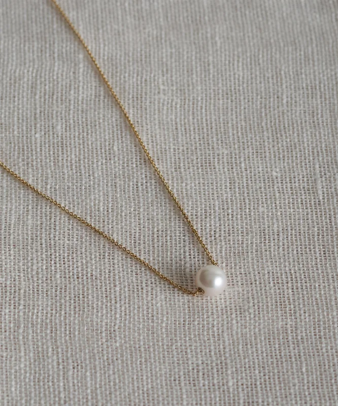 Philo Pearl Necklace