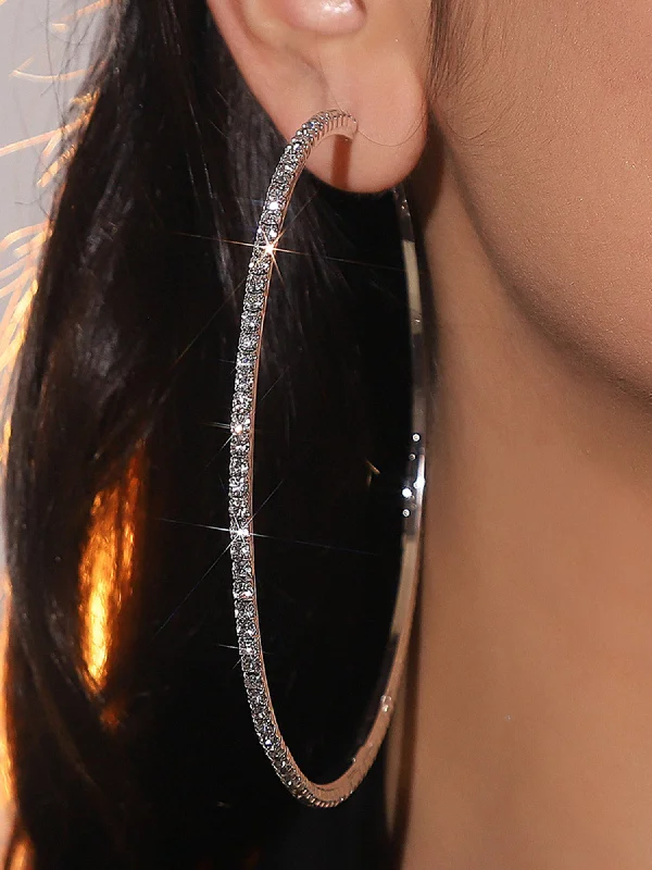 Jewelry Sale Alert – Shop Timeless Elegance Today Simple Diamond Large Hoop Earrings