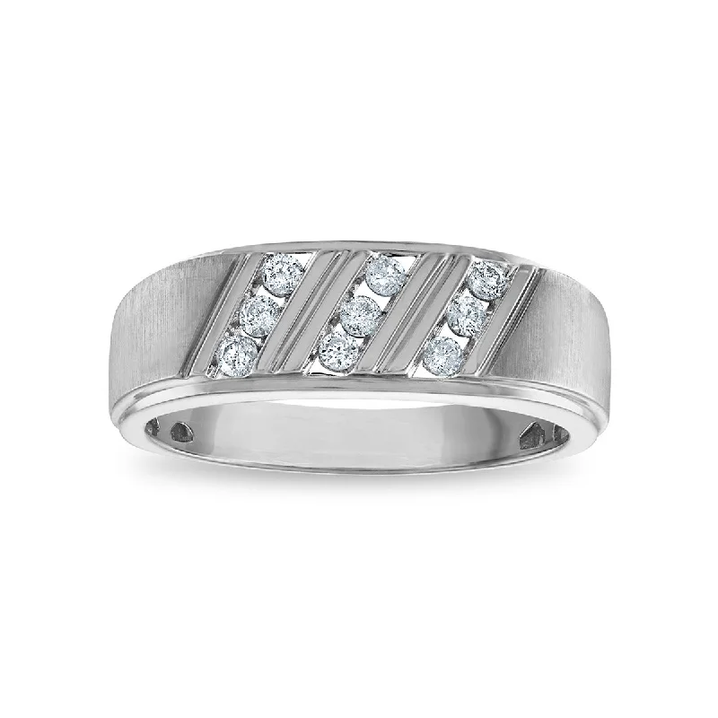 Handcrafted Beauty At Affordable Prices 1/2 CTW Diamond Wedding Ring in 10KT White Gold