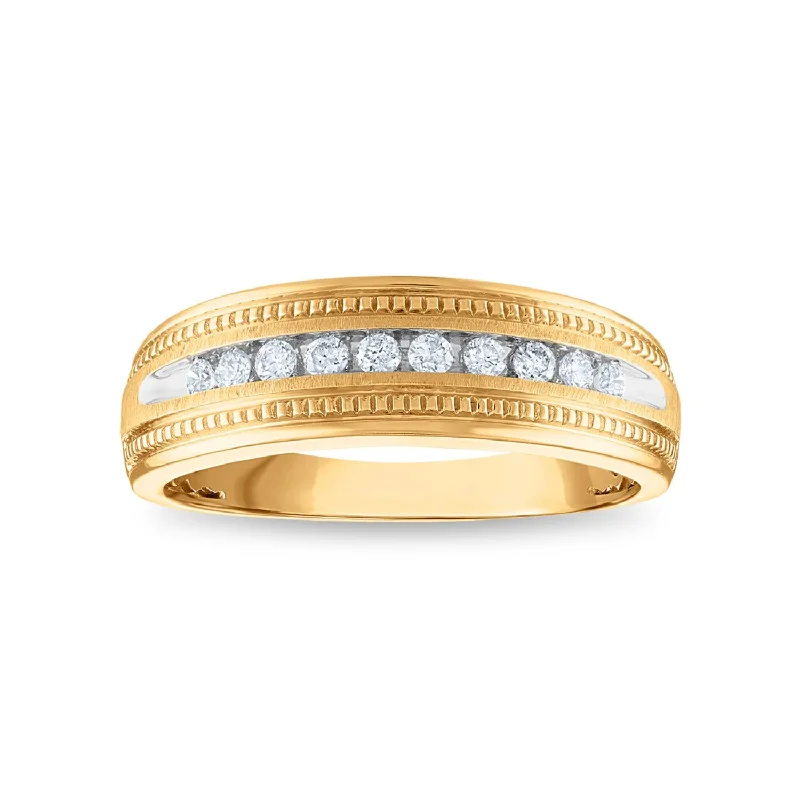 1/4 CTW Diamond Wedding Ring in 10KT Yellow Gold