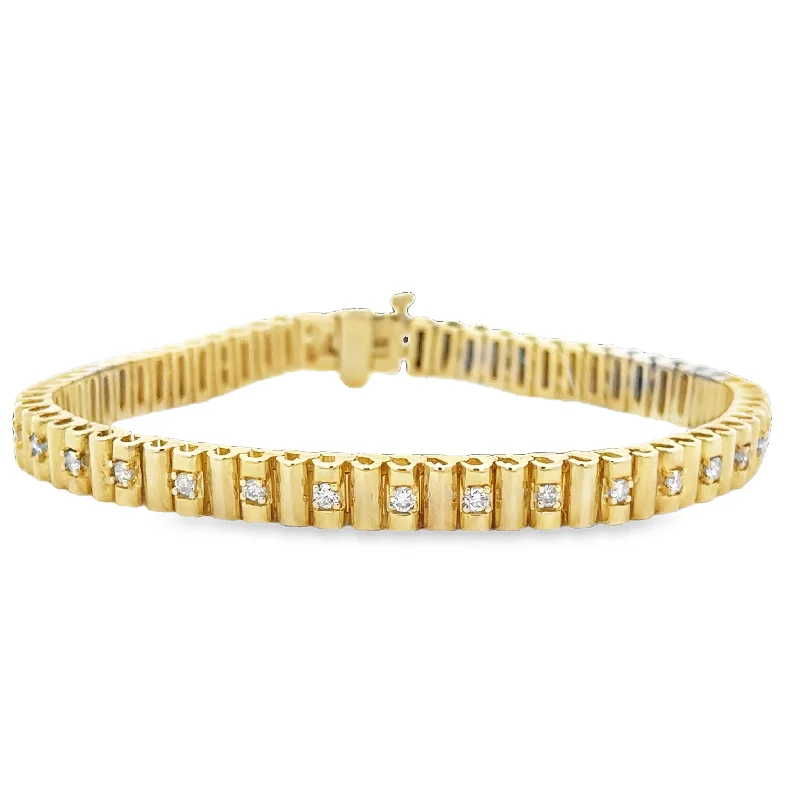 Your Perfect Accessory At The Perfect Price Barrel Link Diamond Bracelet in Yellow Gold