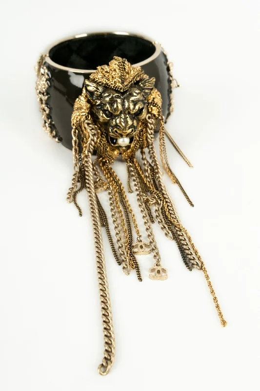 Bestselling Jewelry Now On Sale – Elevate Your Look Bracelet "tête de lion" Chanel 2011