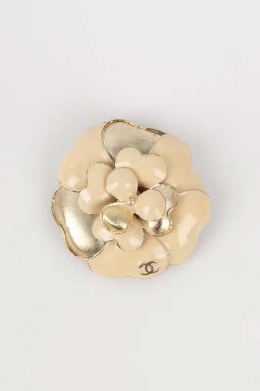 Personalized Jewelry Sale – Unique Gifts At Low Prices Broche camélia Chanel 2007