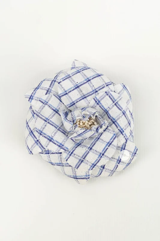 Get The Jewelry You Love At A Price You Love Broche Camélia Chanel