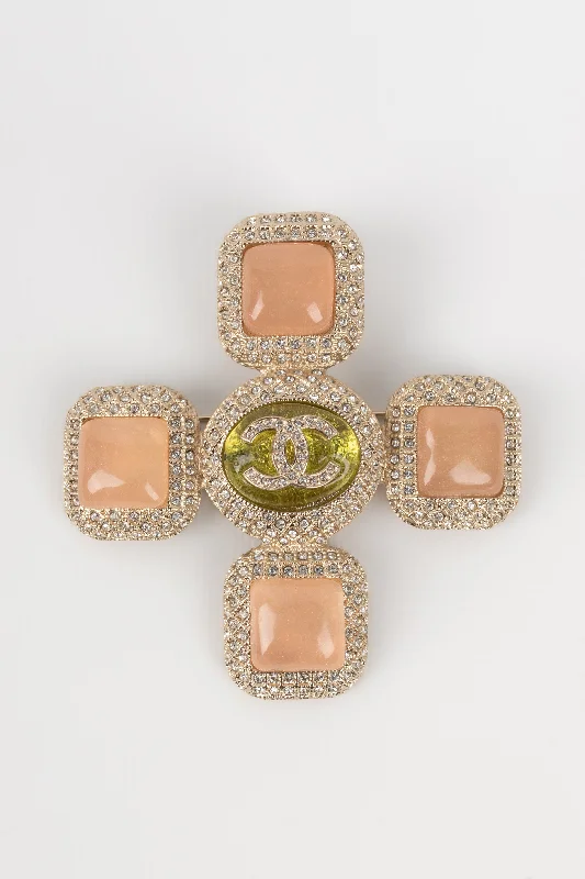 Shine Without Limits – Jewelry Sale Happening Now Broche Chanel 2020