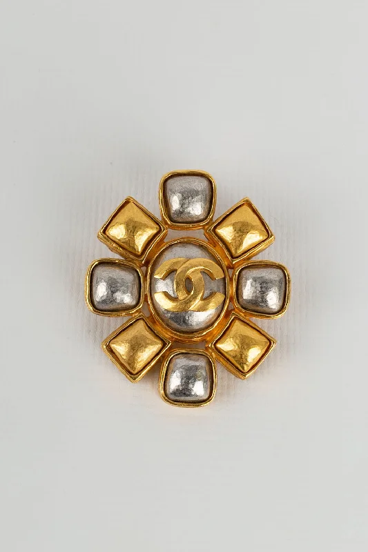 Luxury Jewelry At Budget-Friendly Prices – Grab Yours Now Broche Chanel Automne 1997