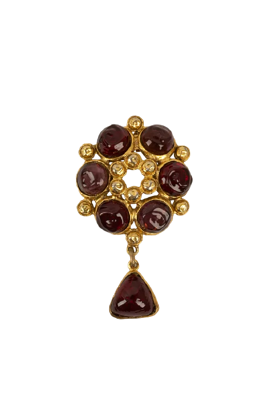 Jewelry Deals That Outshine The Rest Broche / pendentif byzantin Chanel