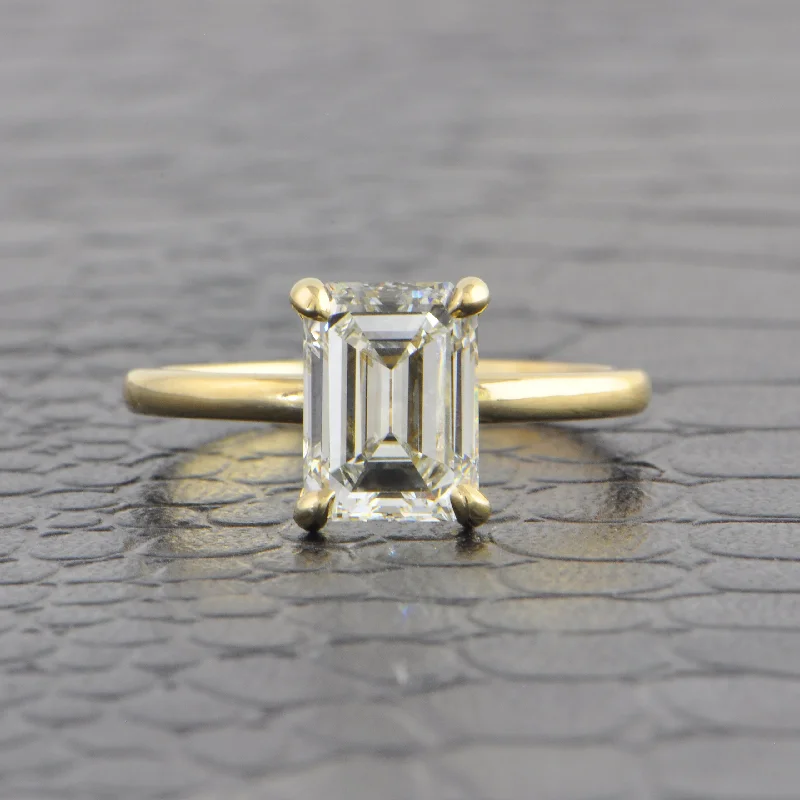 Exclusive Jewelry Sale – Sparkle For Less GIA 2.01 ct. I-VVS2 Emerald Cut Diamond Engagement Ring in Yellow Gold