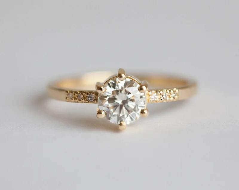 Uma Diamond Ring