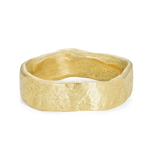 Your Perfect Accessory Now At The Best Price Stone Wide Ring 18ct Gold