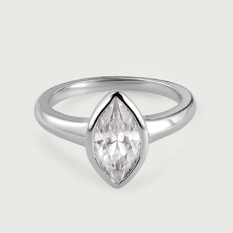 Luxury Jewelry Now At Special Promotional Rates Surf Moon Solitaire Moissanite Ring