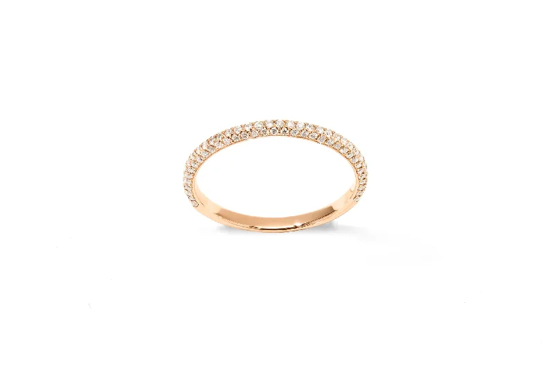 Timeless Elegance Now At Special Discounts Amore The Luxury Half 18K Rosegold Ring w. Diamonds