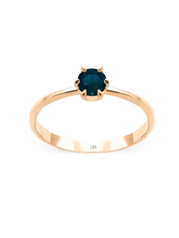 Fashion-Forward Jewelry At Exclusive Discounts Your Way N°20 18K Gold Ring w. Sapphire