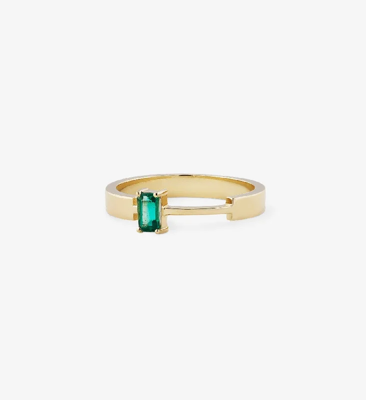 Flash Sale On Exquisite Jewelry – Don't Miss Out Emerald Ring 0.25