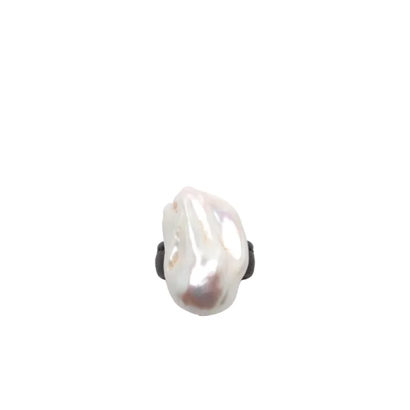 Grab Stylish Jewelry Before The Sale Ends BAROQUE PEARL & LEATHER RING