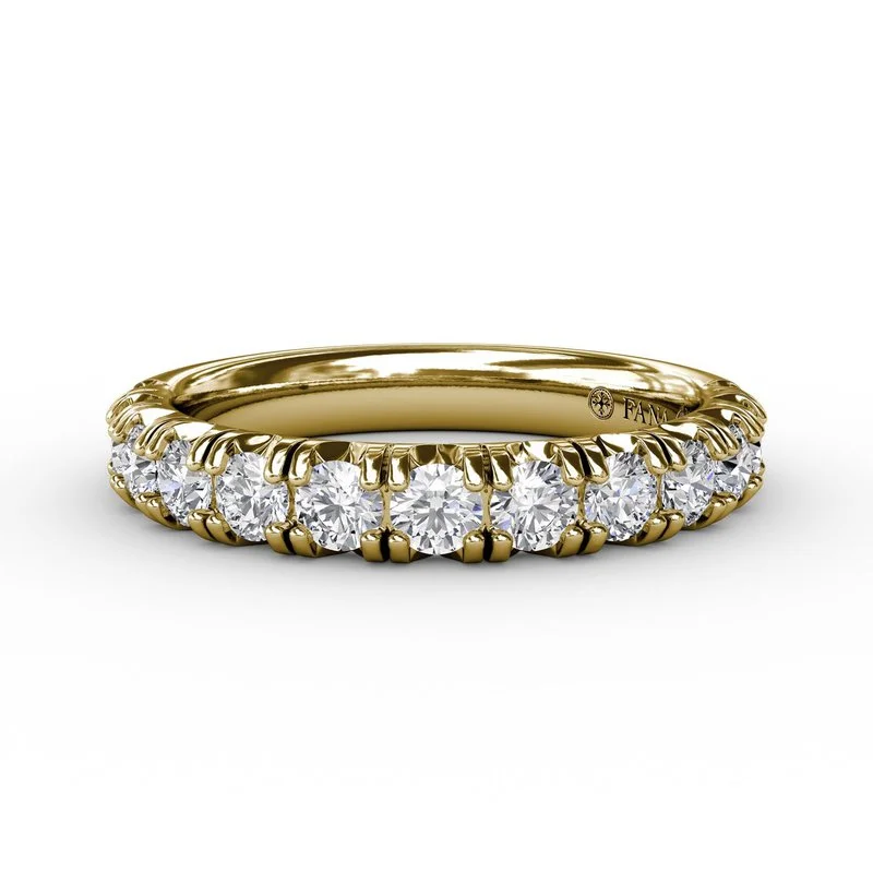 Seasonal Jewelry Deals – Elevate Your Style Diamond French Set Wedding Band in 14K Yellow Gold