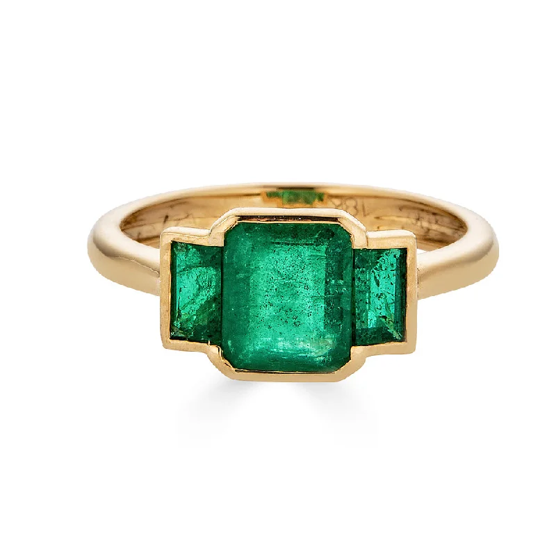 Trending Jewelry Now Available At Exclusive Prices Three Emerald Stone Ring