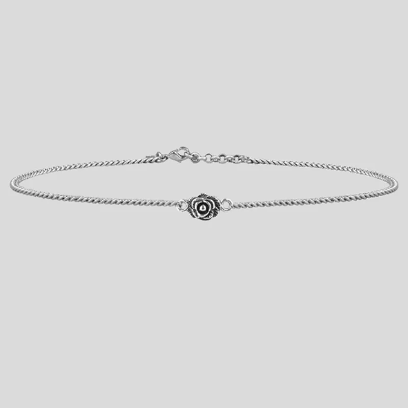 Best-Selling Jewelry Styles Now At Exclusive Discounts MAE. Little Rose Silver Chain Choker