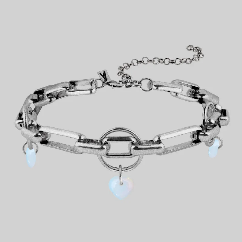 Get The Sparkle You Love At Prices You Adore MAGNETAR. Chunky Link Chain Hearts Choker - Silver