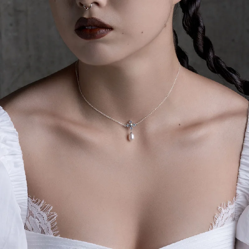 Handmade Pearl Jewelry For Timeless Elegance OPHELIA. Medieval Cross Collar - Silver