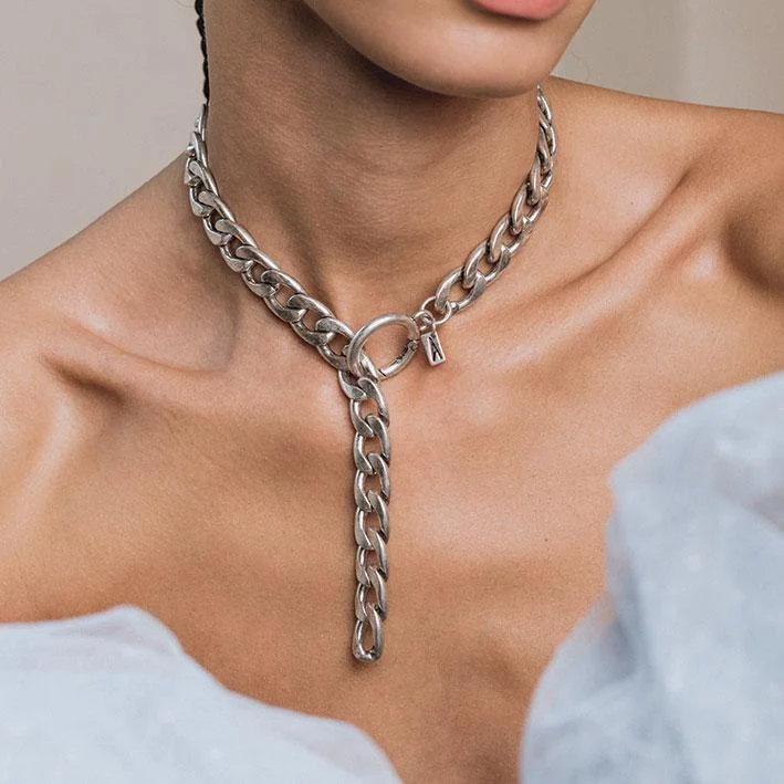 Premium Jewelry Now Available At Special Discounts XO. Chunky Chain & Circle Clasp Necklace - Silver