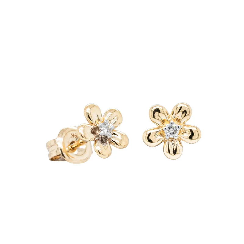 Trendy Minimalist Jewelry For Everyday Wear 9ct Yellow Gold .04ct Diamond Flower Stud Earrings