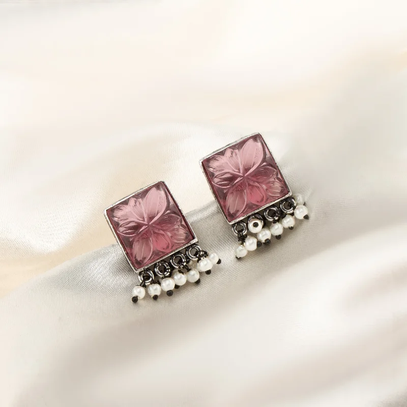 Limited-Stock Jewelry Clearance – Grab Your Favorites Now Nipura Pink Pearly Sanna Stud Earrings