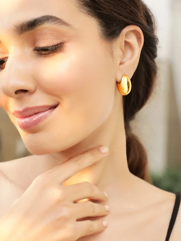 Elegant Designs, Unbeatable Discounts – Shop Jewelry Now Rubans Voguish Gold-Plated Oval Studs Earrings