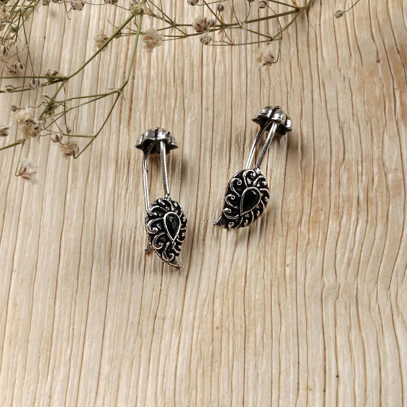 Limited-Stock Jewelry Clearance – Grab Your Favorites Now Teejh  Mitali Black Stone Silver Oxidsed Clip On Bugadi