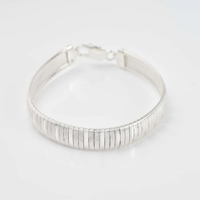 Shine In Style – Shop Jewelry Discounts Today Timeless Stripe Detail Bracelet